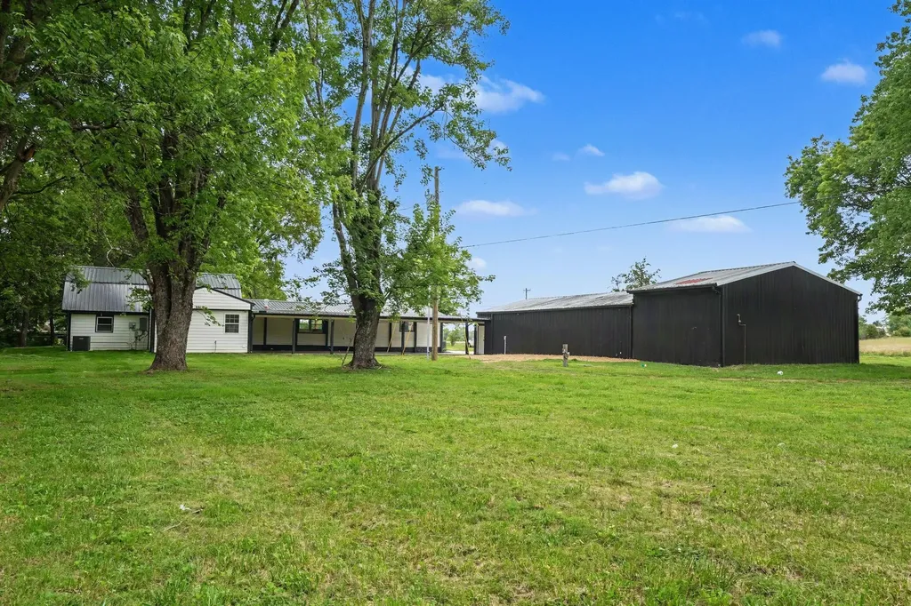 305 Martha Leeville Road Lebanon TN 37090