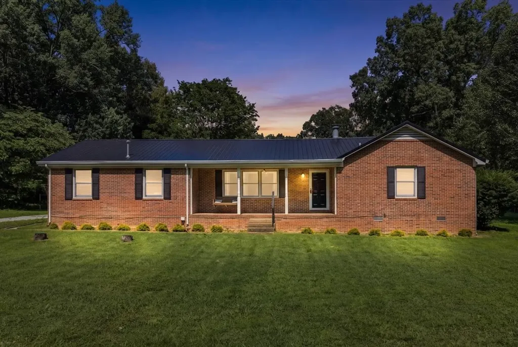 106 Larkway Drive Tullahoma TN 37388