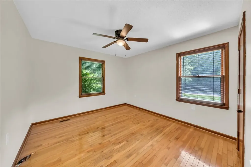 106 Larkway Drive Tullahoma TN 37388