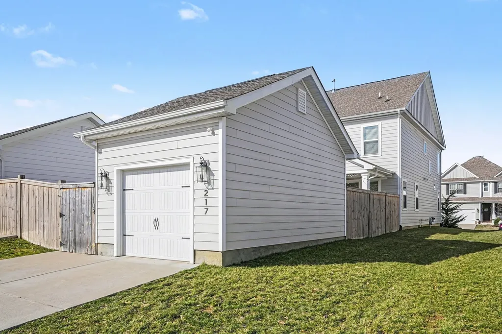 217 Southmen Lane Spring Hill TN 37174