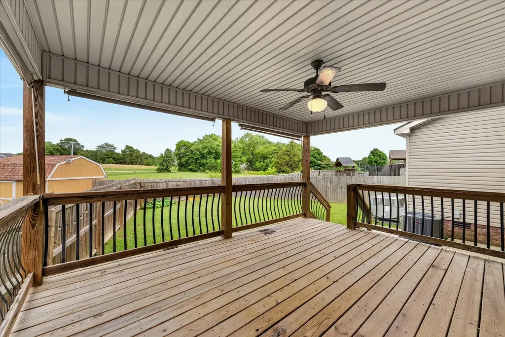 1013 Garner Hills Drive Clarksville TN 37042