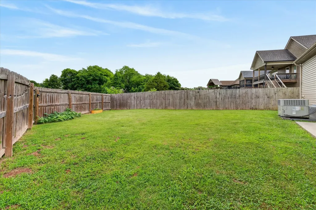 1013 Garner Hills Drive Clarksville TN 37042