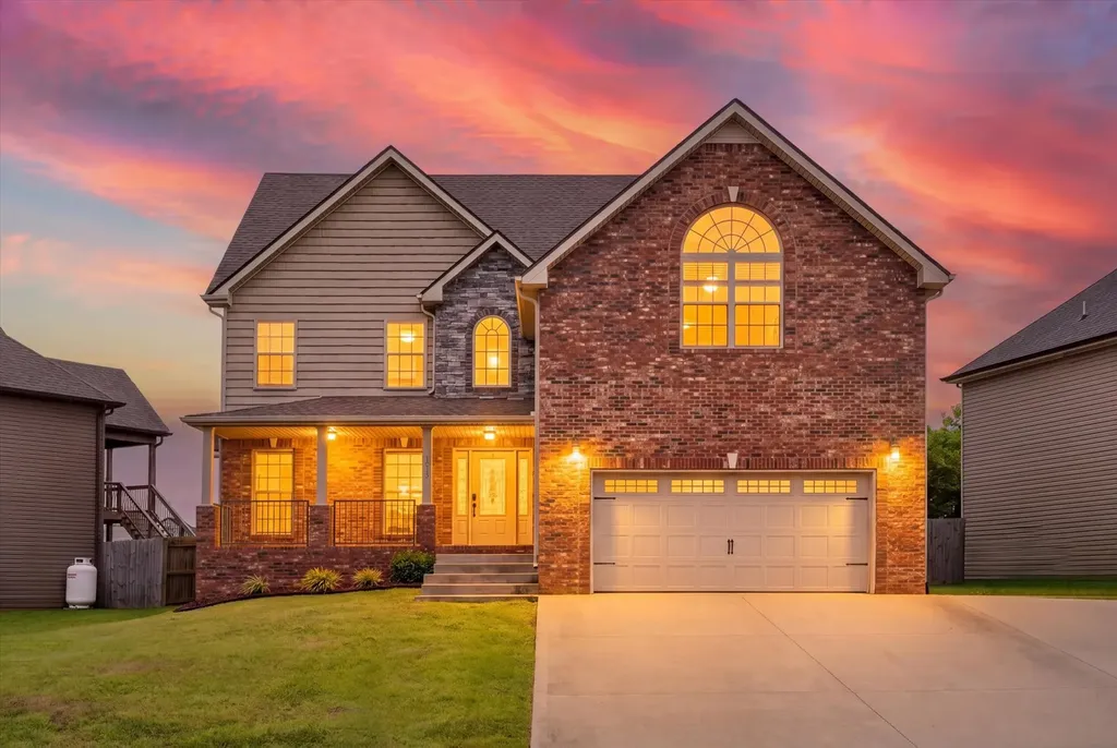 1013 Garner Hills Drive Clarksville TN 37042