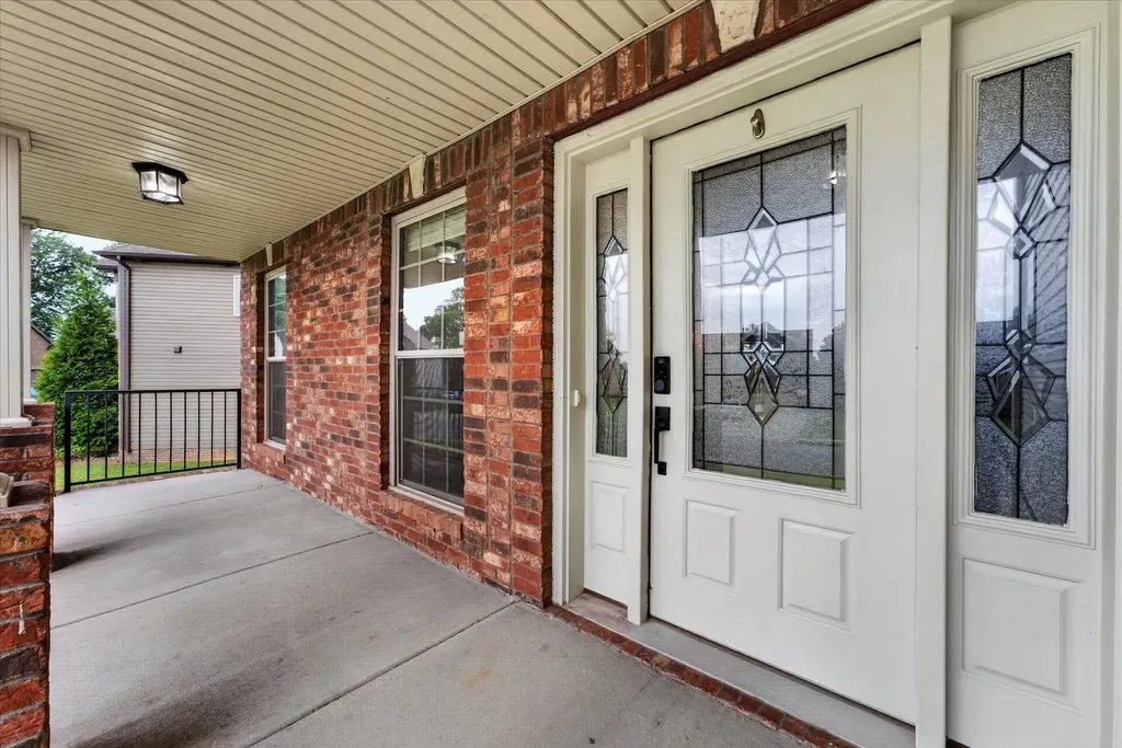 1013 Garner Hills Drive Clarksville TN 37042