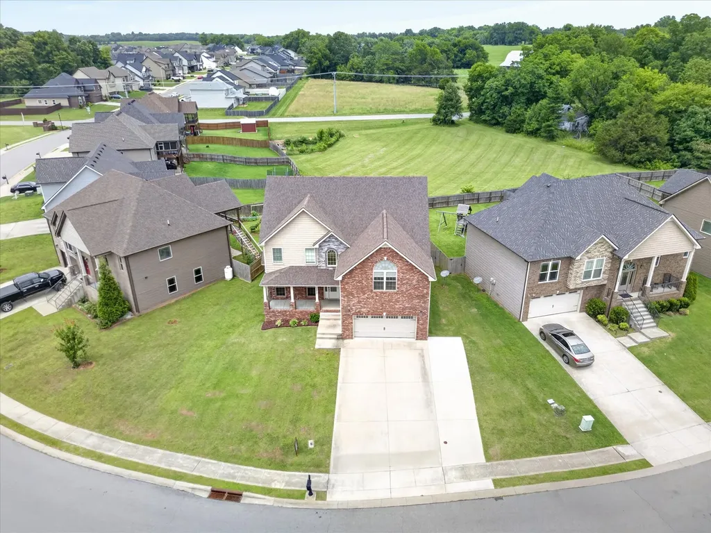 1013 Garner Hills Drive Clarksville TN 37042