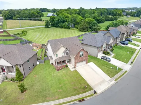 1013 Garner Hills Drive Clarksville TN 37042