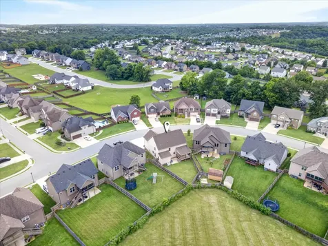 1013 Garner Hills Drive Clarksville TN 37042