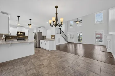 1013 Garner Hills Drive Clarksville TN 37042