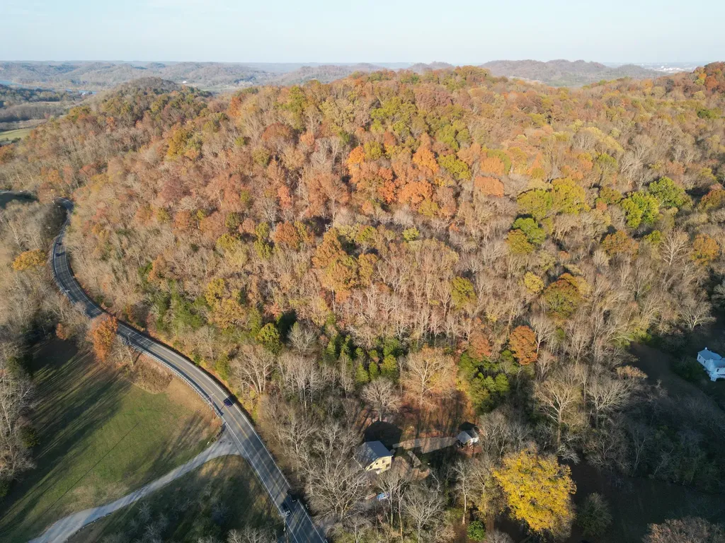7449 River Road Pike Nashville TN 37209