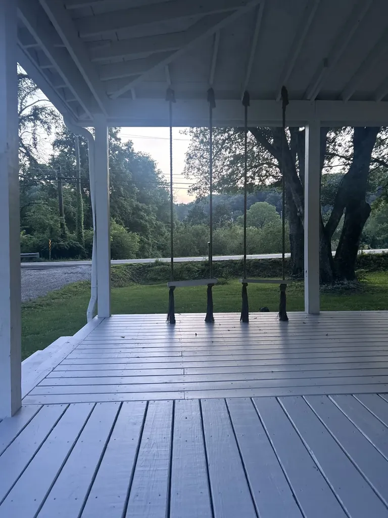 7449 River Road Pike Nashville TN 37209