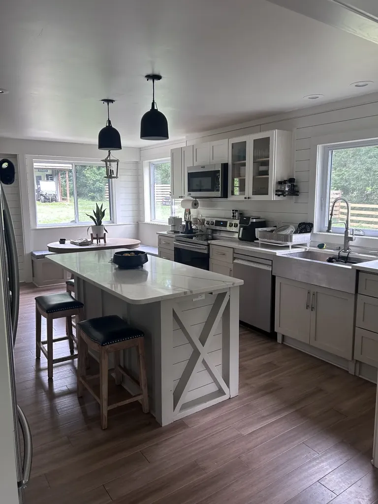 7449 River Road Pike Nashville TN 37209