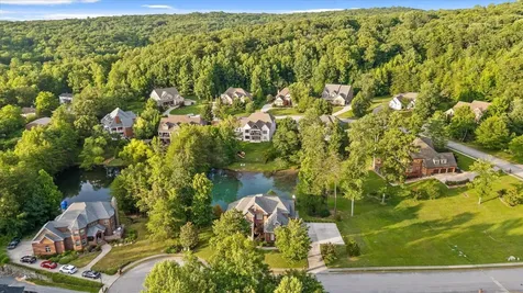 6 Ives Lake Road Signal Mountain TN 37377