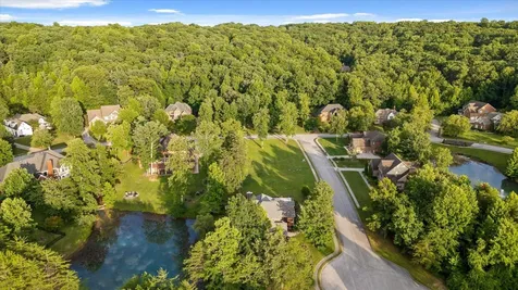 6 Ives Lake Road Signal Mountain TN 37377