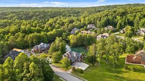 6 Ives Lake Road Signal Mountain TN 37377