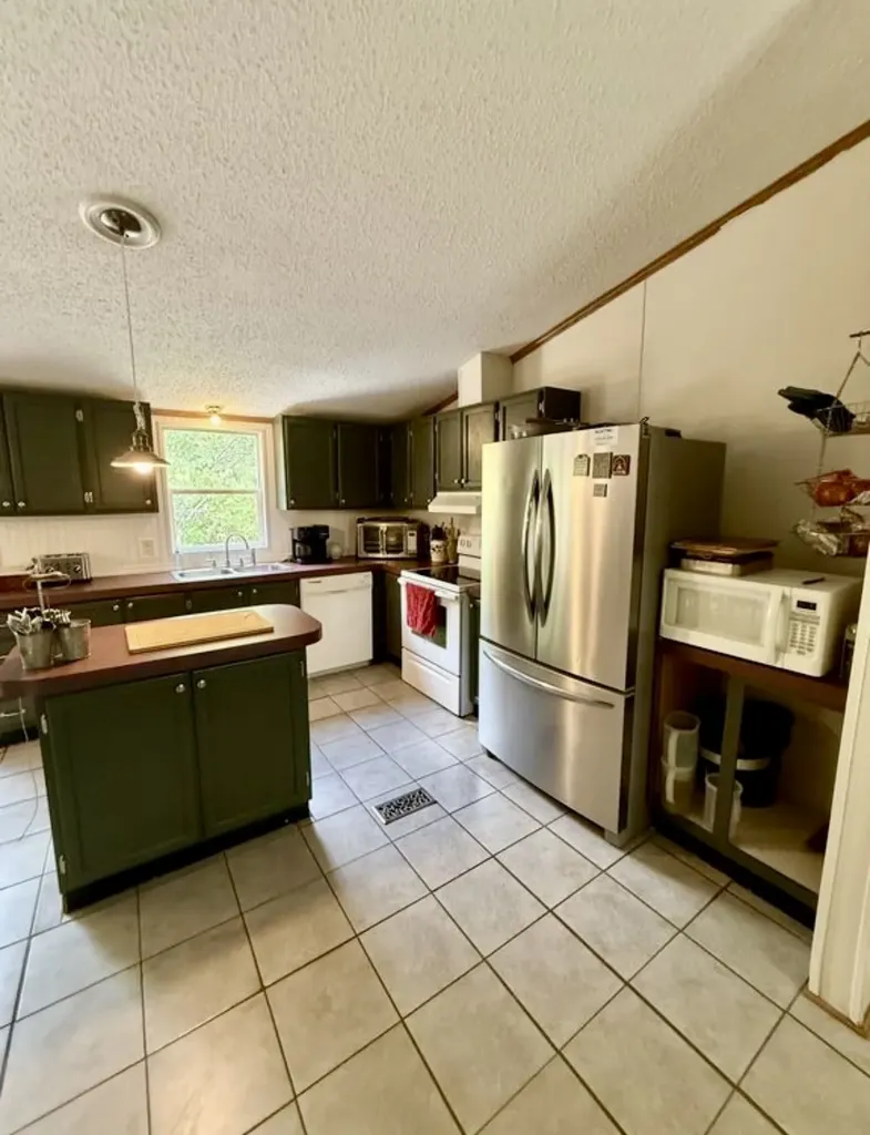 42 Paradise Hills Lane Lebanon TN 37090