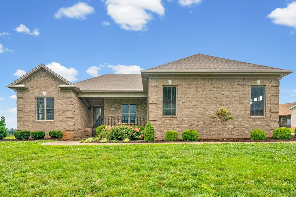 208 Lewis Bridge Way Hopkinsville KY 42240