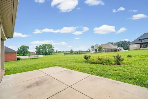 208 Lewis Bridge Way Hopkinsville KY 42240