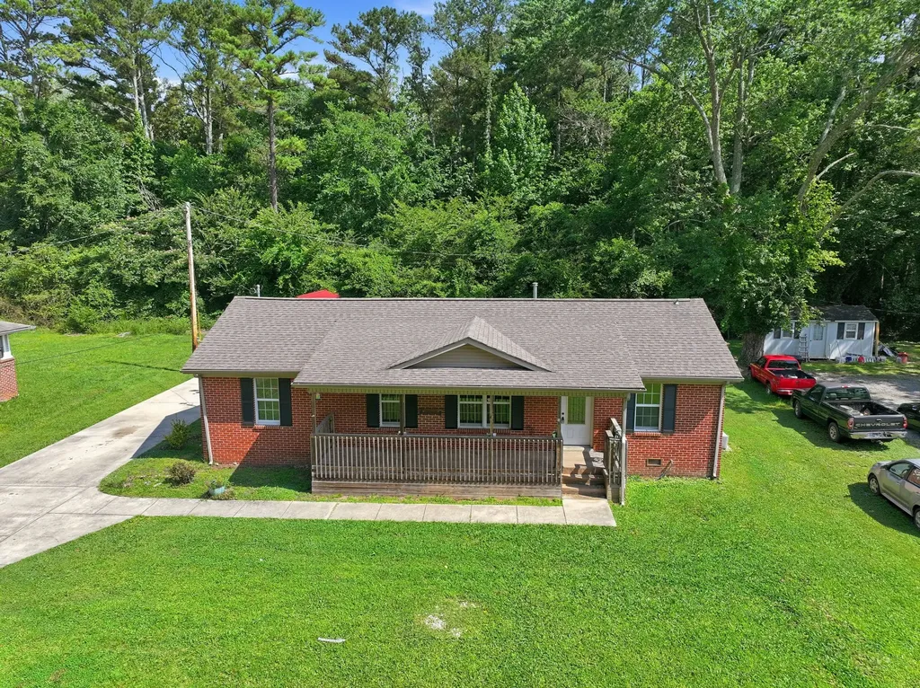 945 Mckellar Drive Tullahoma TN 37388