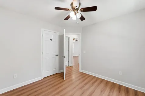 945 Mckellar Drive Tullahoma TN 37388