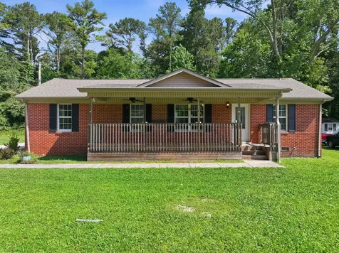 945 Mckellar Drive Tullahoma TN 37388