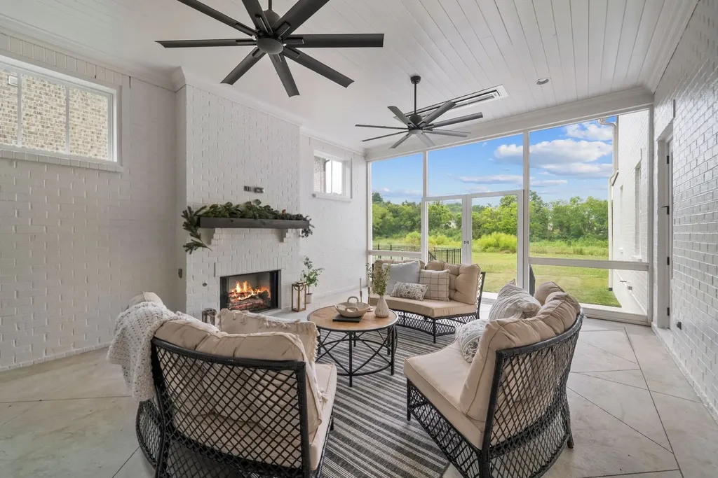 1304 Mcquiddy Road Nashville TN 37221