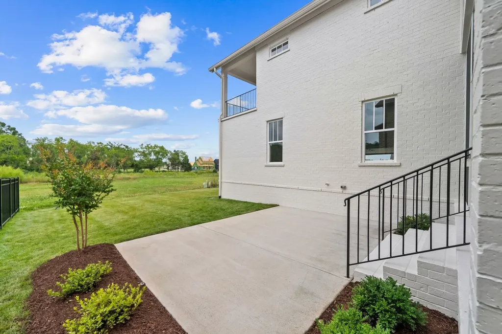 1304 Mcquiddy Road Nashville TN 37221