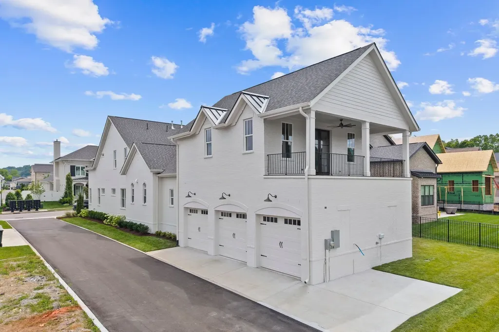 1304 Mcquiddy Road Nashville TN 37221