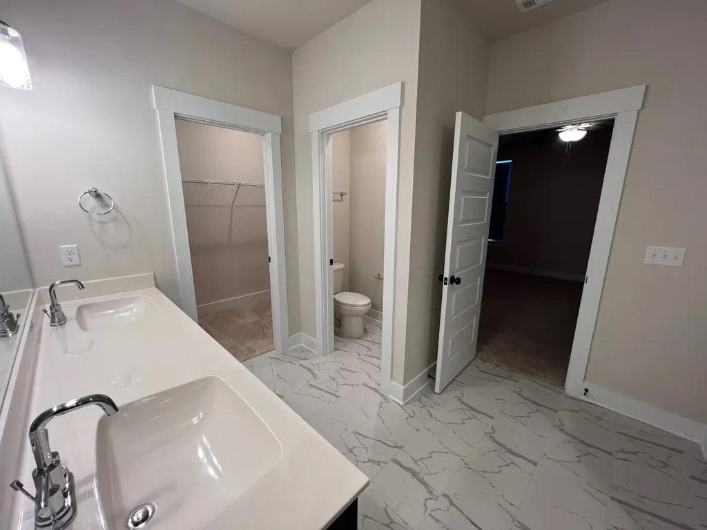 2402 Blue Heron Drive Murfreesboro TN 37128