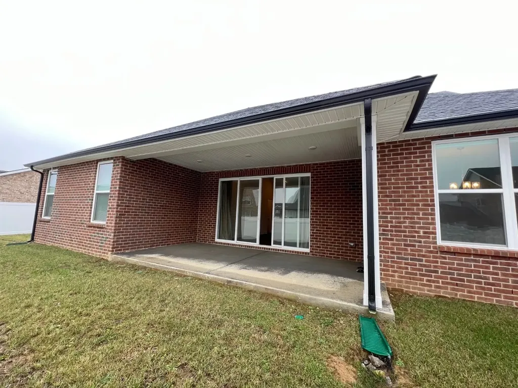 2402 Blue Heron Drive Murfreesboro TN 37128