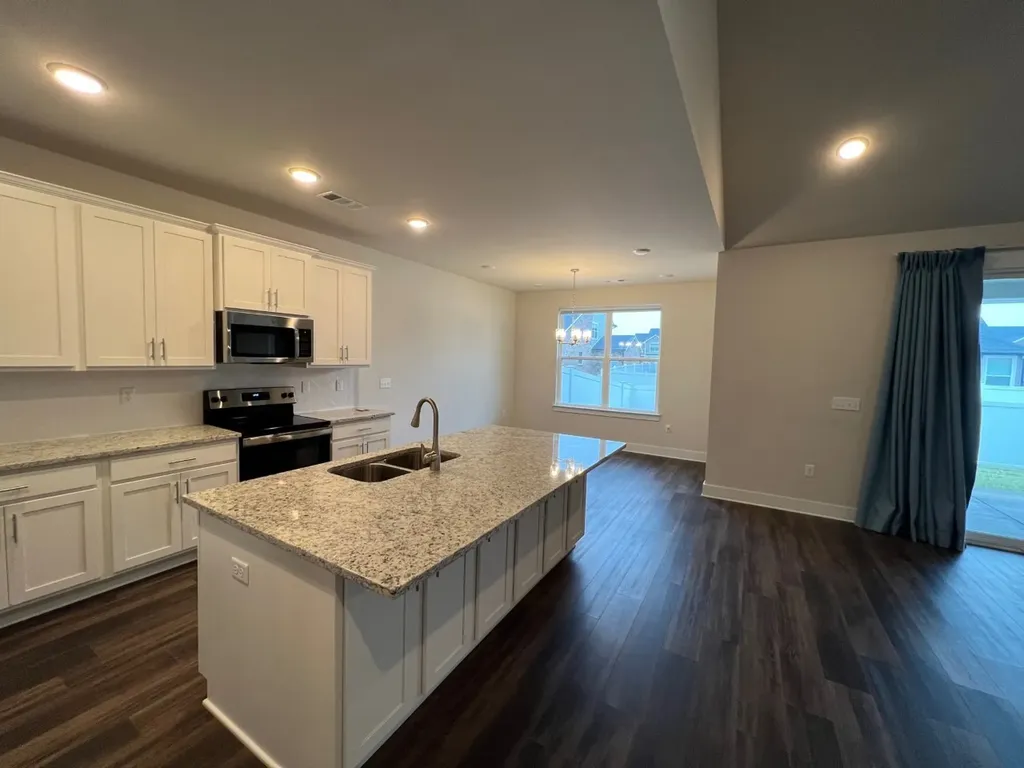 2402 Blue Heron Drive Murfreesboro TN 37128