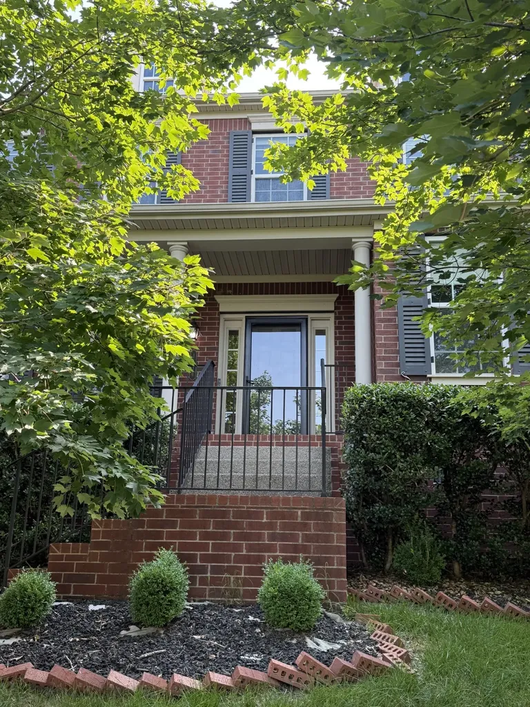 1414 Chantilly Lane Franklin TN 37067