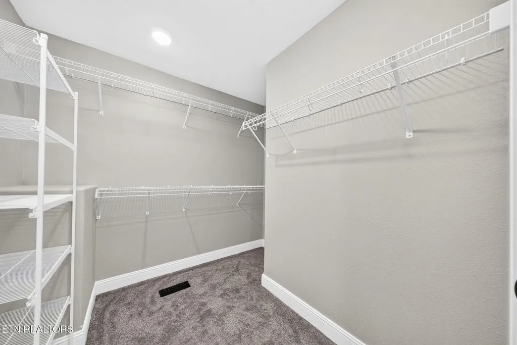 430 Rhododendron Circle Crossville TN 38555