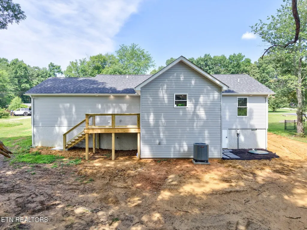 430 Rhododendron Circle Crossville TN 38555
