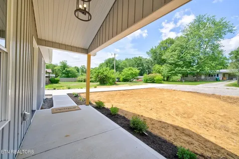 430 Rhododendron Circle Crossville TN 38555