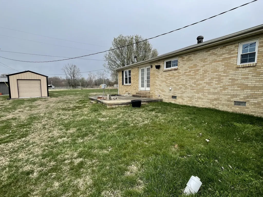 408 Birch Street Lafayette TN 37083