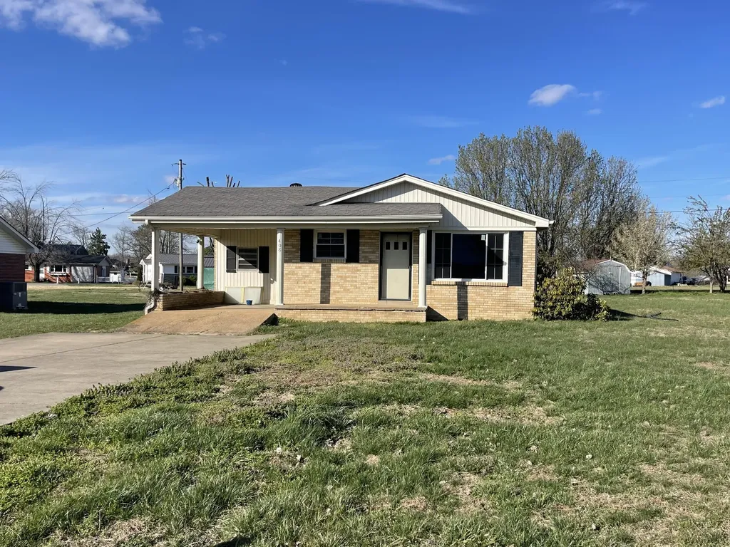 408 Birch Street Lafayette TN 37083