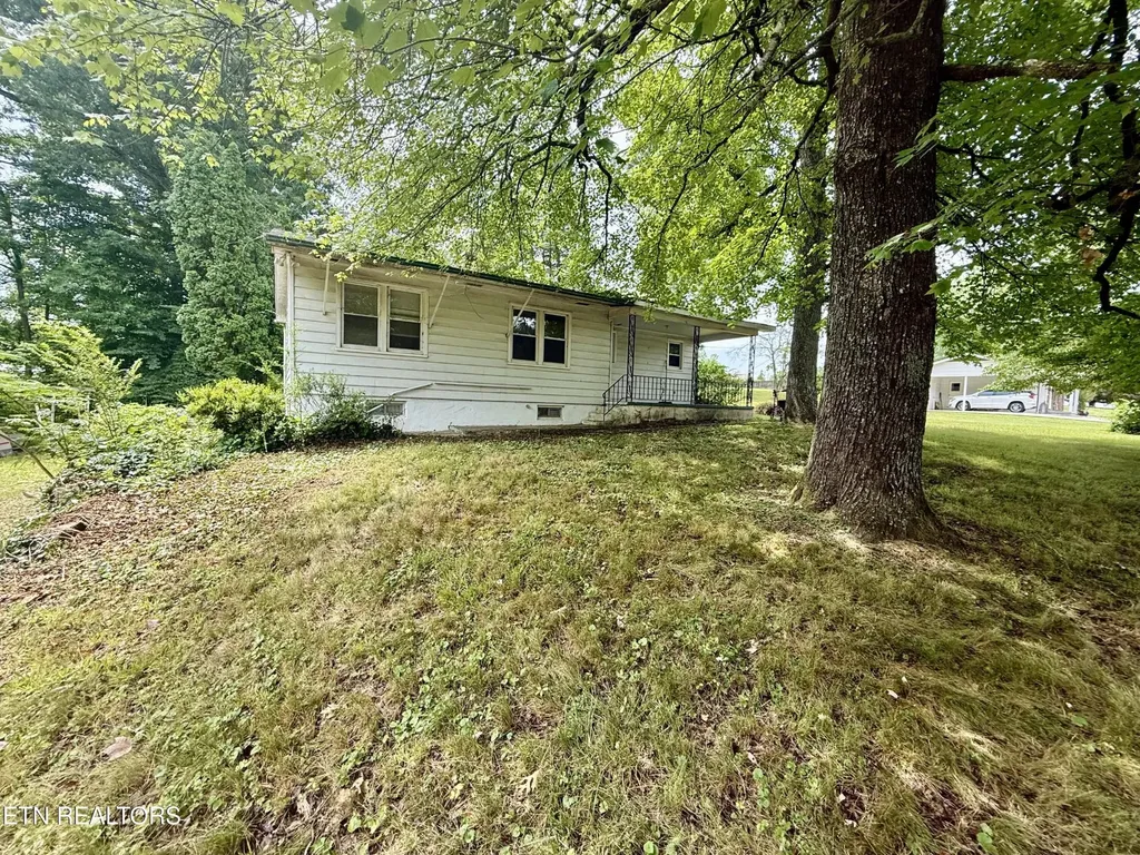 231 Airport Road Oliver Springs TN 37840