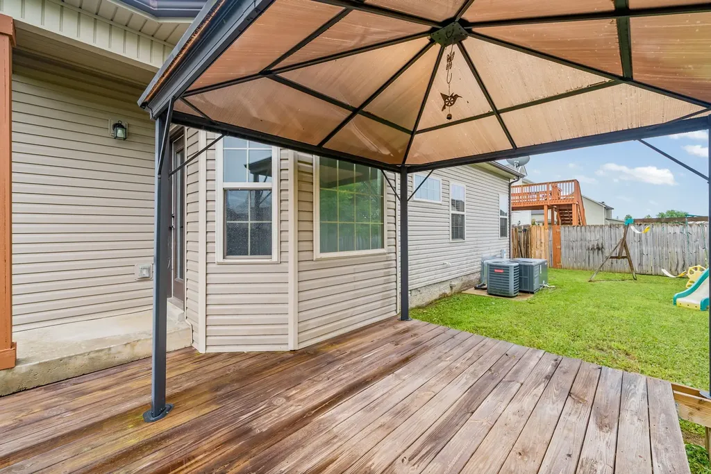 3756 Gray Fox Drive Clarksville TN 37040