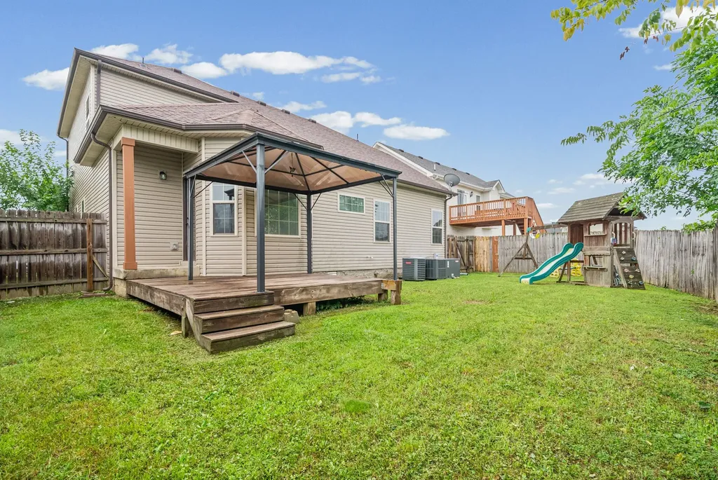 3756 Gray Fox Drive Clarksville TN 37040