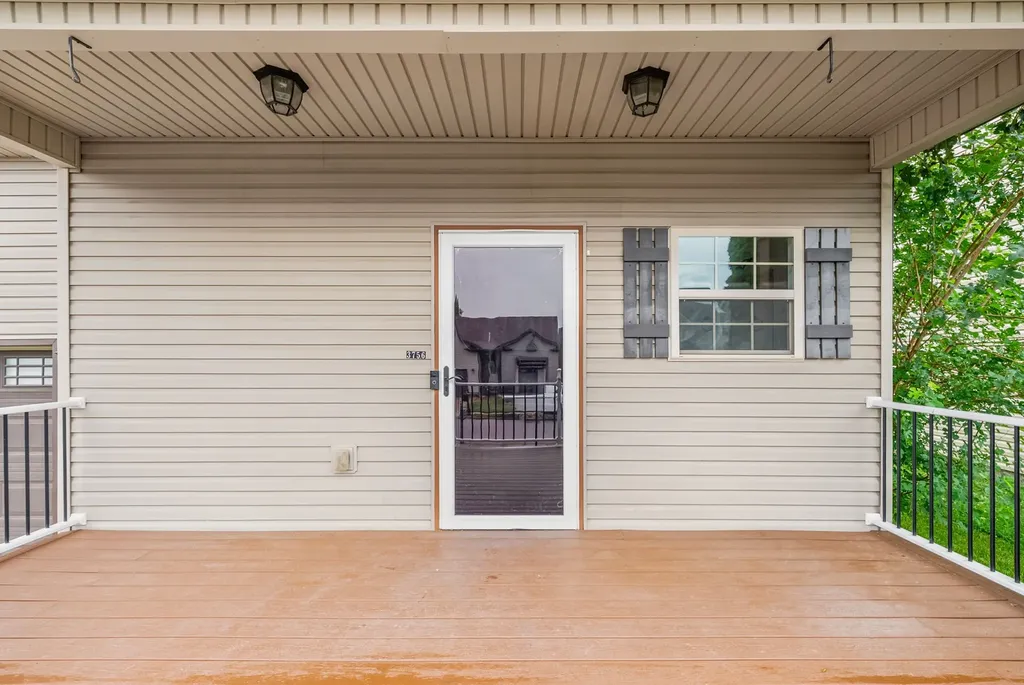 3756 Gray Fox Drive Clarksville TN 37040