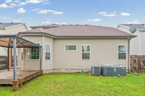 3756 Gray Fox Drive Clarksville TN 37040