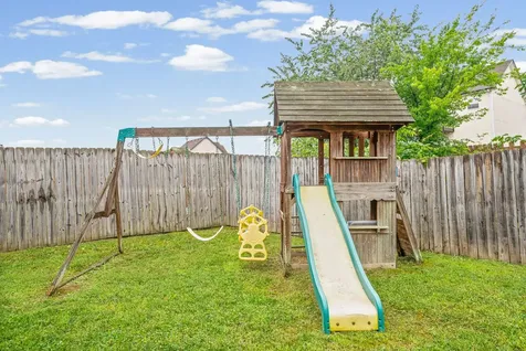 3756 Gray Fox Drive Clarksville TN 37040
