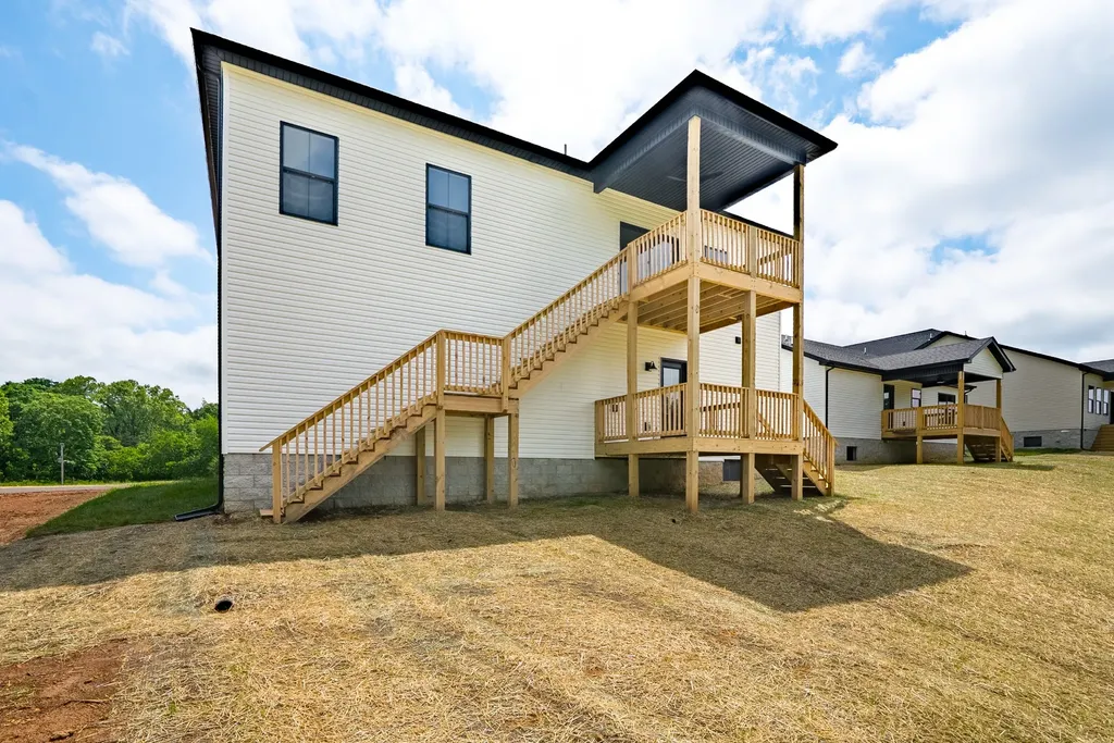193 Dewberry Court Clarksville TN 37042