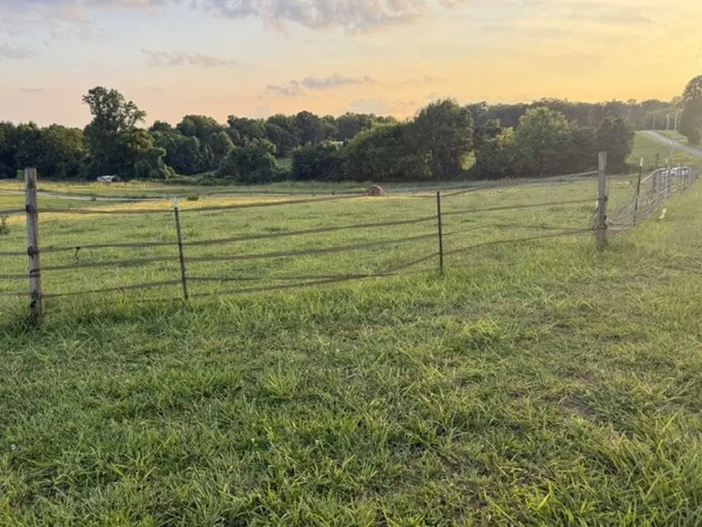 566 Locke Bend Road Mc Minnville TN 37110