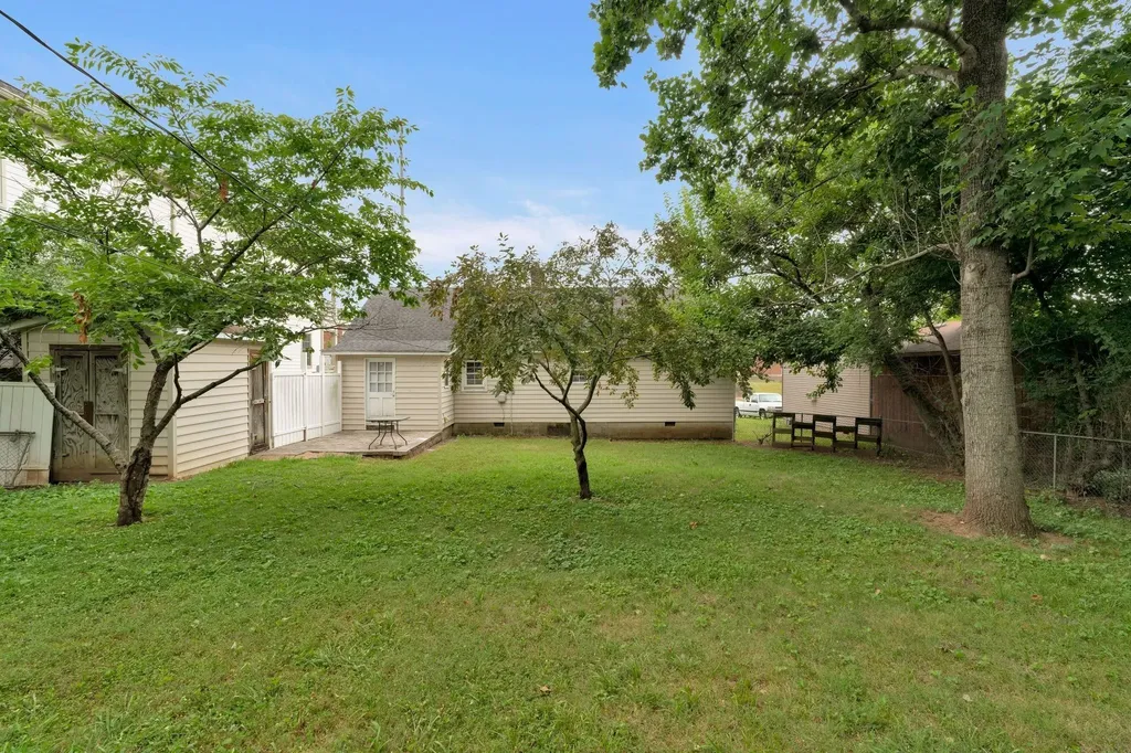 5206 Georgia Avenue Nashville TN 37209