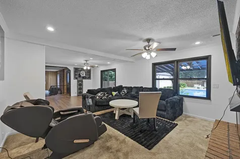14 Hummingbird Cove Jackson TN 38305