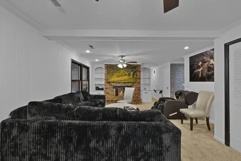 14 Hummingbird Cove Jackson TN 38305