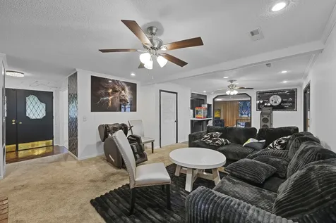 14 Hummingbird Cove Jackson TN 38305