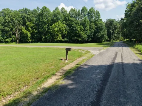 88 Kidd Road Lawrenceburg TN 38464