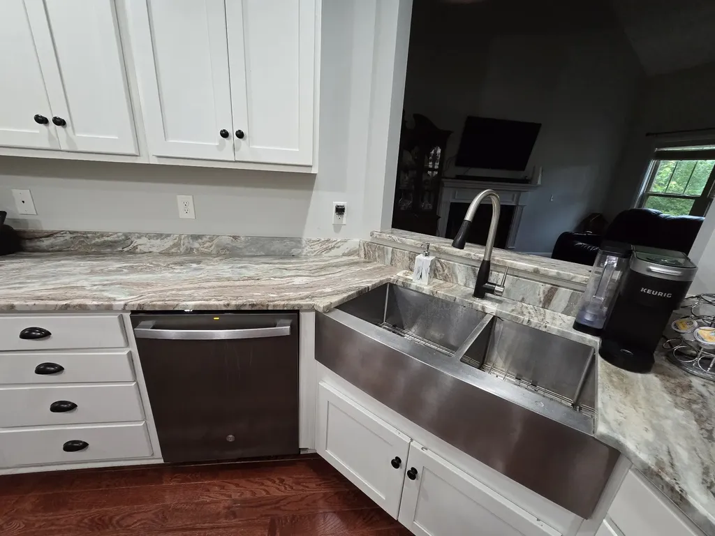 104 Yates Drive Bon Aqua TN 37025
